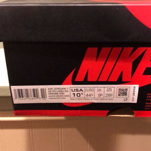 Air Jordan 1 Pine Green (Black) size 10.5 mens. Only worn twice. Tumbled leather - Picture 7 of 7